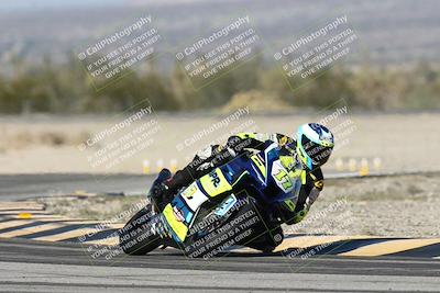 media/Dec-06-2025-CVMA (Sat) [[4a896cc04c]]/Race 4-Formula Middleweight/